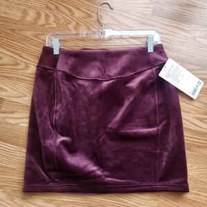 NWT Lululemon Velvet Scuba Skirt
